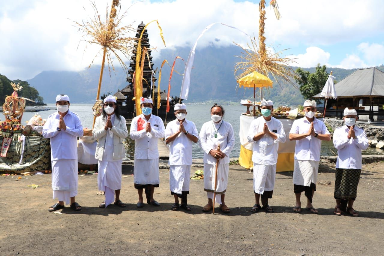 podiumnews.com-Bali Gelar Upacara Aci Pakelem Hulu-Teben di Panca Sagara